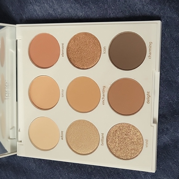 Brand new Tarte Amazonian Clay Eyeshadow Pallet - Picture 2 of 2